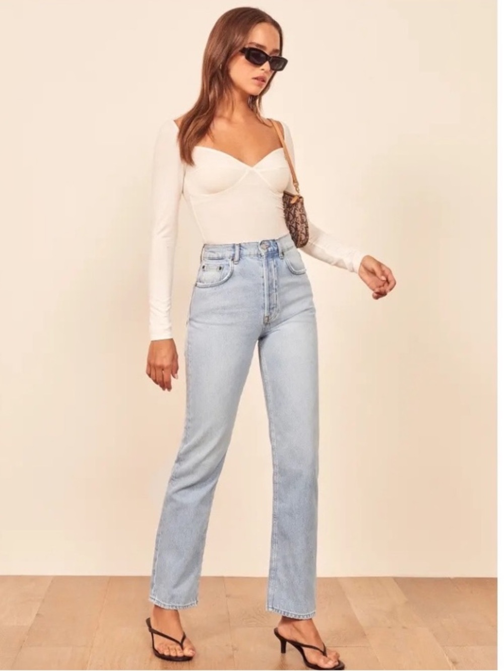 Reformation Cynthia High Rise Straight Jeans Tahoe Wash Size 26 Classic